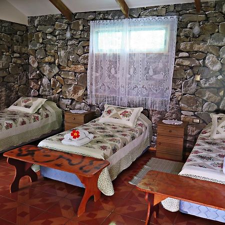 Hostal Vai Kapua Hanga Roa Bagian luar foto